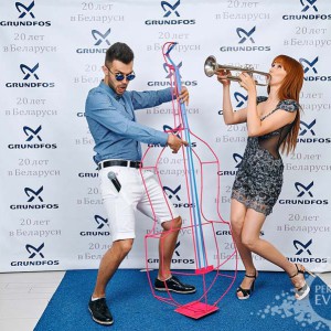 20-ЛЕТИЕ КОМПАНИИ GRUNDFOS 20-ЛЕТИЕ КОМПАНИИ GRUNDFOS