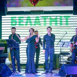 Мастацтва быць "Белатмiт"