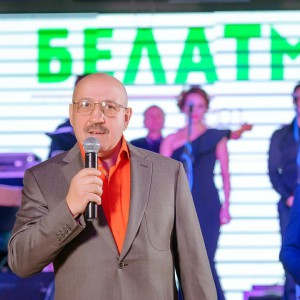 Мастацтва быць "Белатмiт"